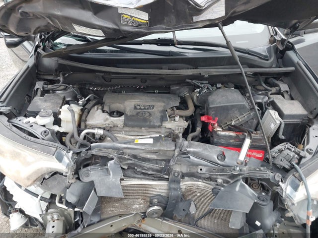 46198839 :رقم المزاد ، 2T3RFREV5HW695923 vin ، 2017 Toyota Rav4 Xle مزاد بيع