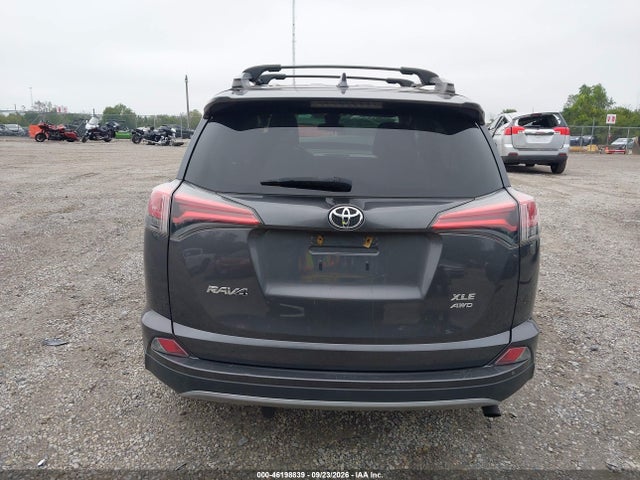 46198839 :رقم المزاد ، 2T3RFREV5HW695923 vin ، 2017 Toyota Rav4 Xle مزاد بيع