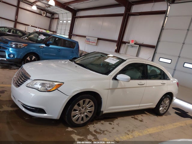 Продаж на аукціоні авто 2012 Chrysler 200 Lx, vin: 1C3CCBAB4CN274152, номер лоту: 46198854
