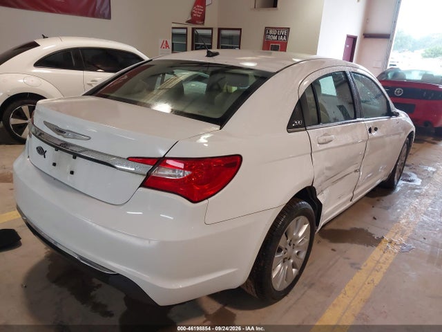 Продаж на аукціоні авто 2012 Chrysler 200 Lx, vin: 1C3CCBAB4CN274152, номер лоту: 46198854