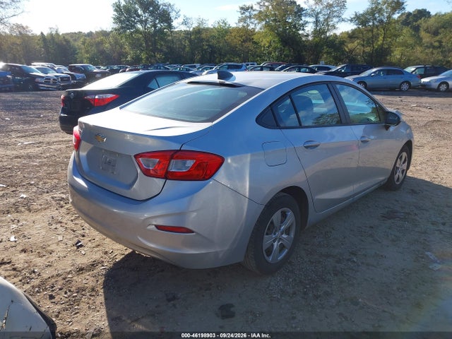 46198903 :رقم المزاد ، 1G1BC5SM5H7106730 vin ، 2017 Chevrolet Cruze Ls Auto مزاد بيع