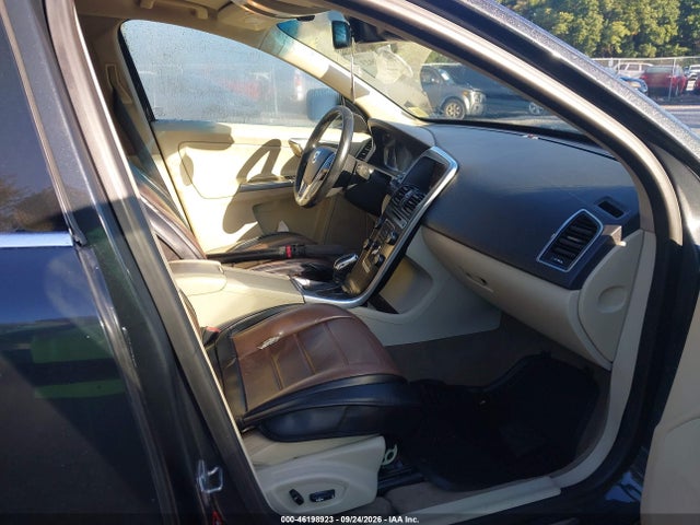 Продажа на аукционе авто 2014 Volvo Xc60 3.2 Premier Plus, vin: YV4952DZ2E2514101, номер лота: 46198923
