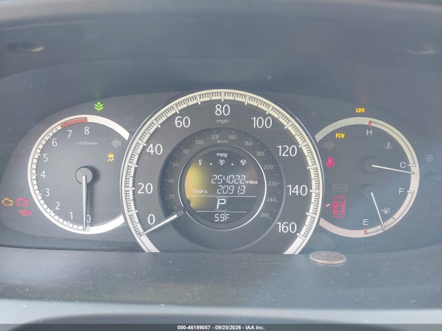 46199057 :رقم المزاد ، 1HGCR2F84FA178123 vin ، 2015 Honda Accord Ex-l مزاد بيع