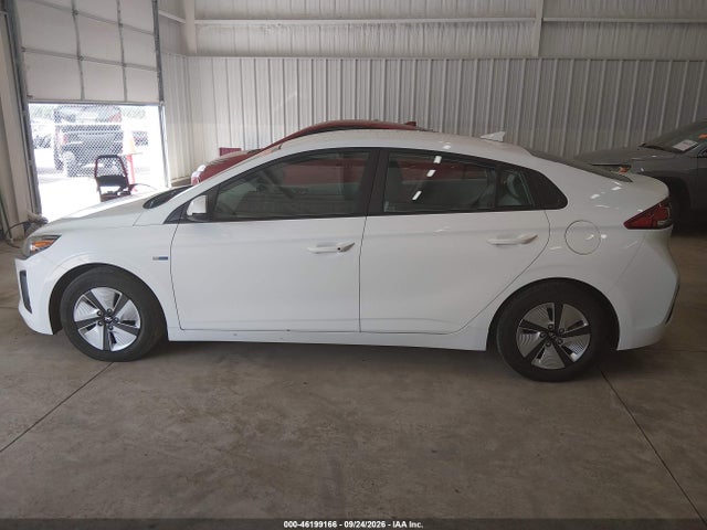 2020 Hyundai Ioniq Hybrid Blue მანქანა იყიდება აუქციონზე, vin: KMHC65LC1LU220271, აუქციონის ნომერი: 46199166