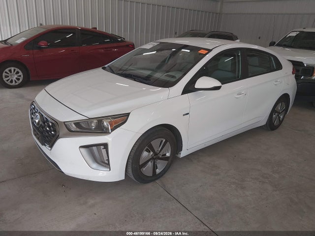 2020 Hyundai Ioniq Hybrid Blue მანქანა იყიდება აუქციონზე, vin: KMHC65LC1LU220271, აუქციონის ნომერი: 46199166