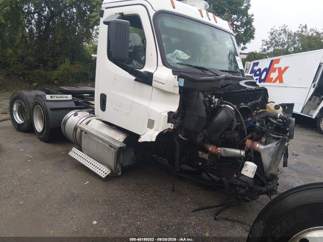 2020 Freightliner New Cascadia 116 მანქანა იყიდება აუქციონზე, vin: 3AKJHTDV9LSLZ0956, აუქციონის ნომერი: 46199202