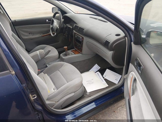 46199219 :رقم المزاد ، WVWND23B9YE279224 vin ، 2000 Volkswagen Passat Gls مزاد بيع