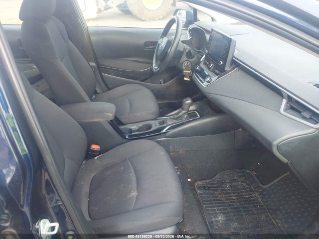 46199239 :رقم المزاد ، 5YFEPMAE8NP311188 vin ، 2022 Toyota Corolla Le مزاد بيع
