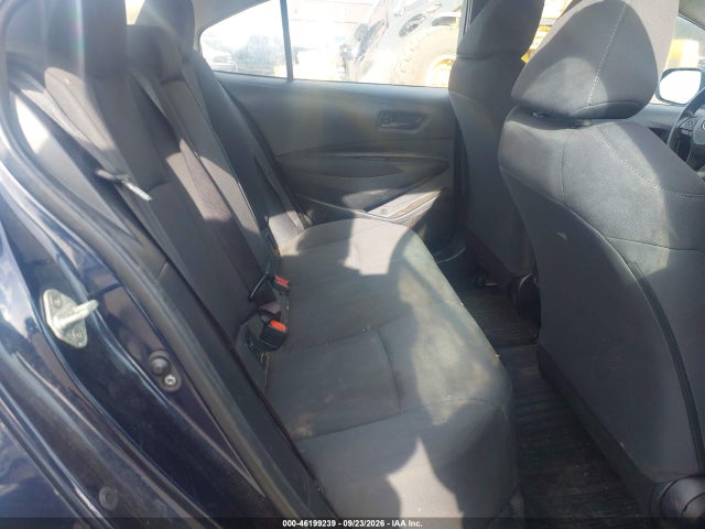 46199239 :رقم المزاد ، 5YFEPMAE8NP311188 vin ، 2022 Toyota Corolla Le مزاد بيع