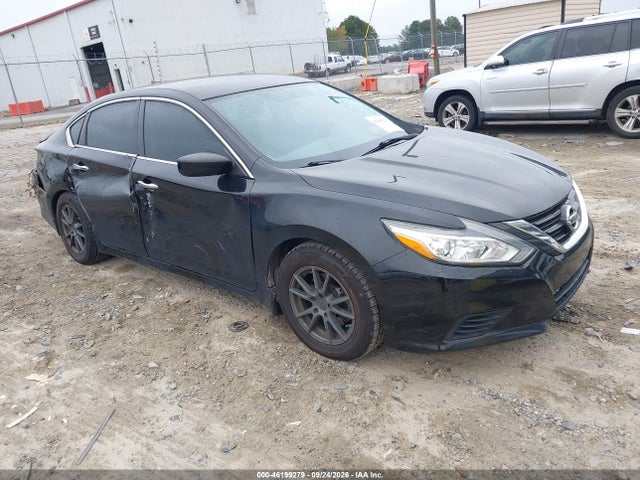 Продаж на аукціоні авто 2017 Nissan Altima 2.5 S, vin: 1N4AL3AP8HC147658, номер лоту: 46199279