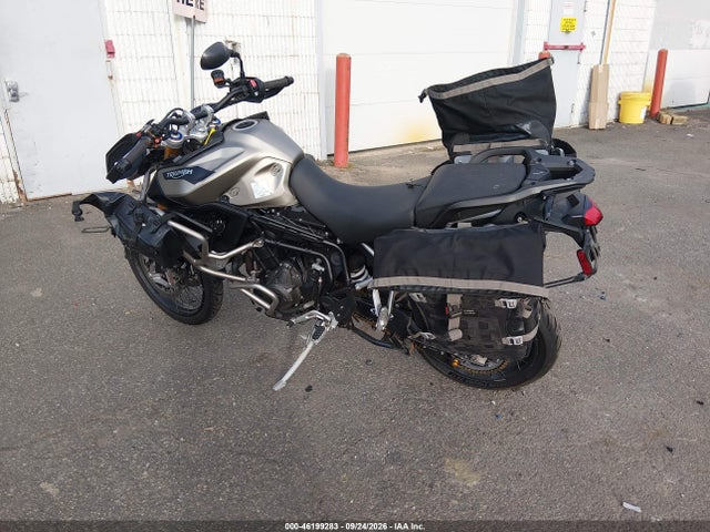 46199283 :رقم المزاد ، SMTE67DFXPTBK9694 vin ، 2023 Triumph Motorcycle Tiger 900 Rally Pro/900 Bond Edition مزاد بيع