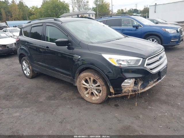46199311 :رقم المزاد ، 1FMCU9GD2JUC40980 vin ، 2018 Ford Escape Se مزاد بيع