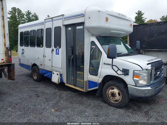 46199337 :رقم المزاد ، 1FDFE4FS7HDC33482 vin ، 2017 Ford Bus E-series Cutaway مزاد بيع
