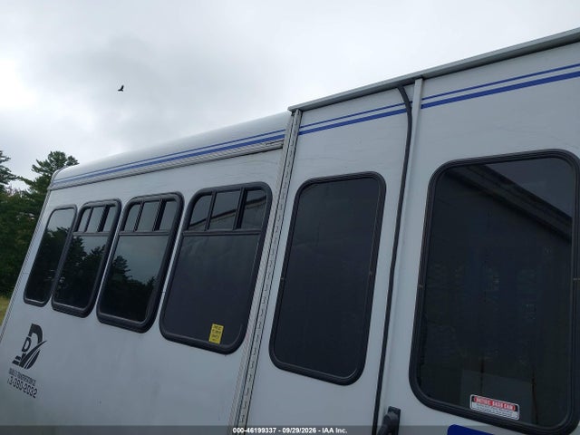 46199337 :رقم المزاد ، 1FDFE4FS7HDC33482 vin ، 2017 Ford Bus E-series Cutaway مزاد بيع