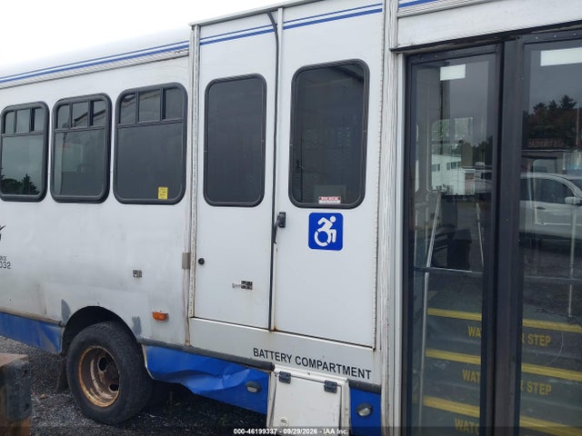 46199337 :رقم المزاد ، 1FDFE4FS7HDC33482 vin ، 2017 Ford Bus E-series Cutaway مزاد بيع