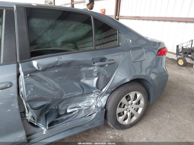 Продажа на аукционе авто 2021 Toyota Corolla Le, vin: JTDEPMAE8MJ162316, номер лота: 46199351