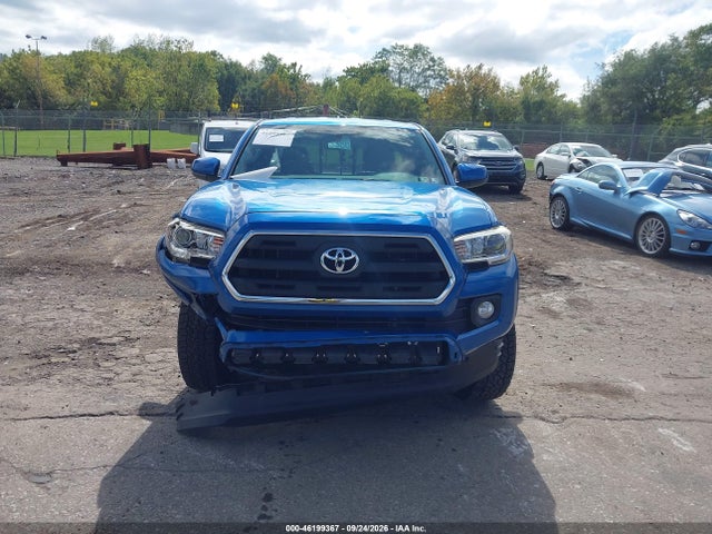 46199367 :رقم المزاد ، 5TFSZ5AN6HX096872 vin ، 2017 Toyota Tacoma Sr5 V6 مزاد بيع