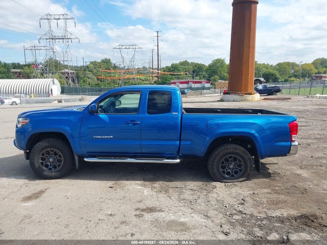 46199367 :رقم المزاد ، 5TFSZ5AN6HX096872 vin ، 2017 Toyota Tacoma Sr5 V6 مزاد بيع
