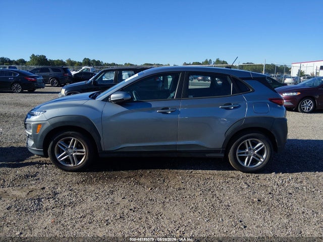 2021 Hyundai Kona Se მანქანა იყიდება აუქციონზე, vin: KM8K12AA6MU665777, აუქციონის ნომერი: 46199379
