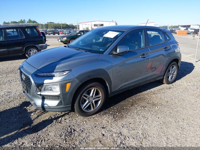 2021 Hyundai Kona Se მანქანა იყიდება აუქციონზე, vin: KM8K12AA6MU665777, აუქციონის ნომერი: 46199379