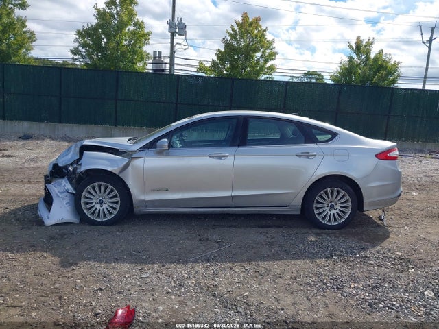 Продажа на аукционе авто 2016 Ford Fusion Hybrid Se, vin: 3FA6P0LU7GR389028, номер лота: 46199382