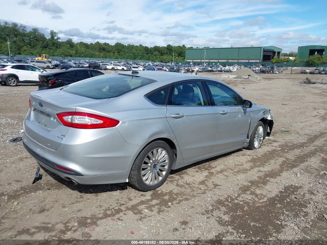 Продажа на аукционе авто 2016 Ford Fusion Hybrid Se, vin: 3FA6P0LU7GR389028, номер лота: 46199382