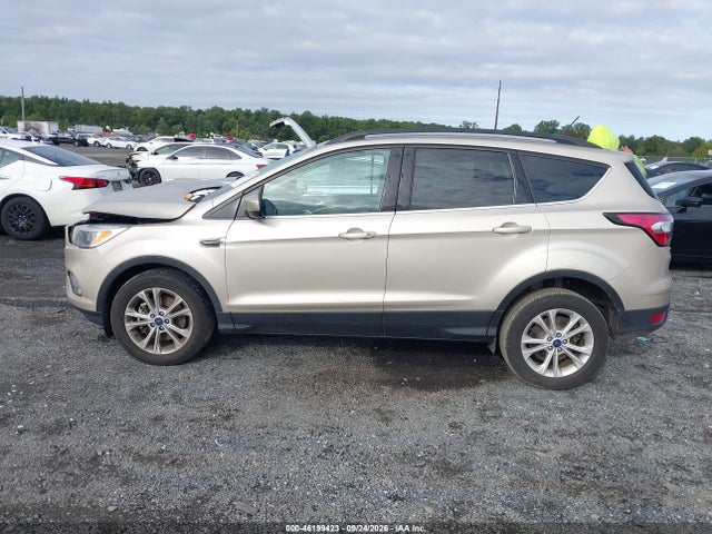 46199423 :رقم المزاد ، 1FMCU9GD9JUA88292 vin ، 2018 Ford Escape Se مزاد بيع