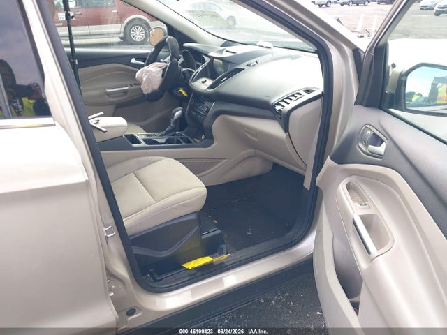 46199423 :رقم المزاد ، 1FMCU9GD9JUA88292 vin ، 2018 Ford Escape Se مزاد بيع