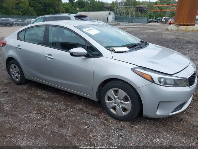 2017 Kia Forte Lx მანქანა იყიდება აუქციონზე, vin: 3KPFK4A78HE138993, აუქციონის ნომერი: 46199430