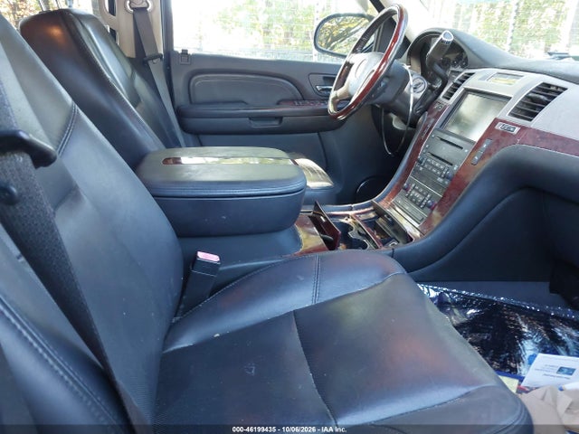 2007 Cadillac Escalade Esv მანქანა იყიდება აუქციონზე, vin: 1GYFK66847R357329, აუქციონის ნომერი: 46199435