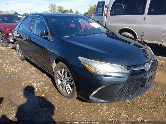 46199456 :رقم المزاد ، 4T1BF1FK6FU009353 vin ، 2015 Toyota Camry Se مزاد بيع