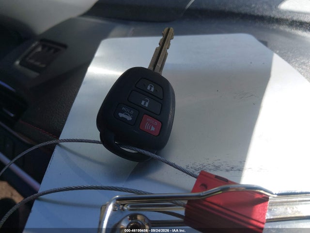 46199456 :رقم المزاد ، 4T1BF1FK6FU009353 vin ، 2015 Toyota Camry Se مزاد بيع