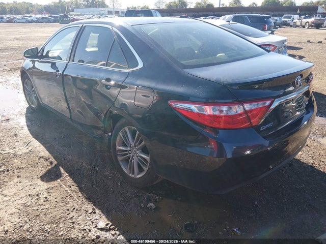 46199456 :رقم المزاد ، 4T1BF1FK6FU009353 vin ، 2015 Toyota Camry Se مزاد بيع