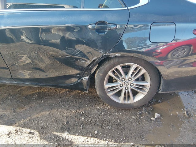 46199456 :رقم المزاد ، 4T1BF1FK6FU009353 vin ، 2015 Toyota Camry Se مزاد بيع