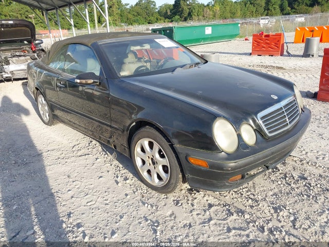 46199547 :رقم المزاد ، WDBLK65G3YT039156 vin ، 2000 Mercedes-benz Clk-class مزاد بيع