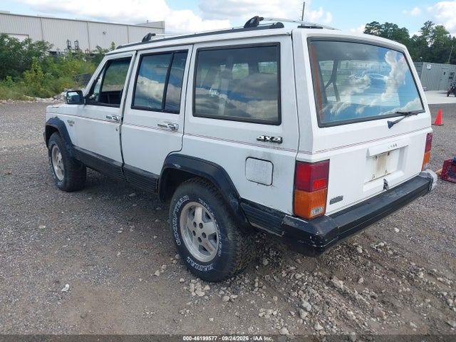 Продаж на аукціоні авто 1992 Jeep Cherokee Laredo, vin: 1J4FJ58S7NL108125, номер лоту: 46199577