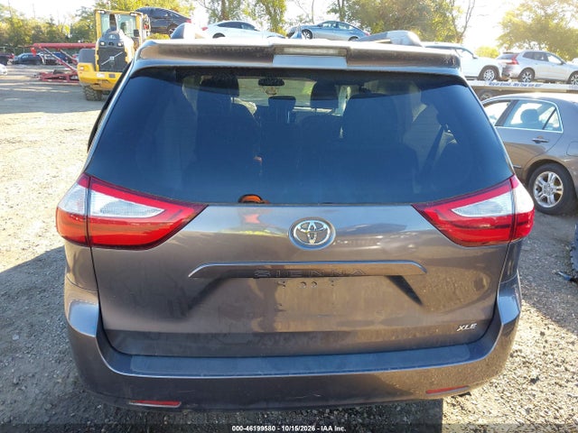 Продаж на аукціоні авто 2018 Toyota Sienna Xle 8 Passenger, vin: 5TDYZ3DC5JS925175, номер лоту: 46199580