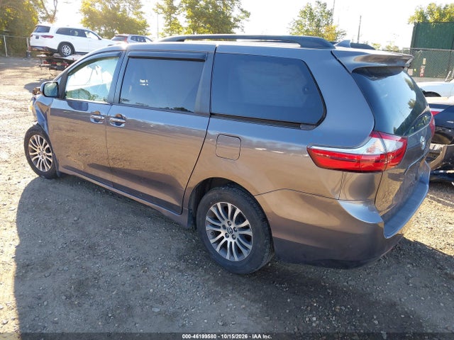 Продаж на аукціоні авто 2018 Toyota Sienna Xle 8 Passenger, vin: 5TDYZ3DC5JS925175, номер лоту: 46199580