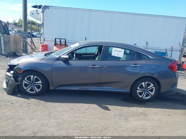 Продажа на аукционе авто 2016 Honda Civic Lx, vin: 19XFC2F57GE232631, номер лота: 46199691
