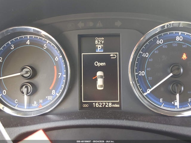 46199697 :رقم المزاد ، 2T1BURHEXJC025139 vin ، 2018 Toyota Corolla Se مزاد بيع
