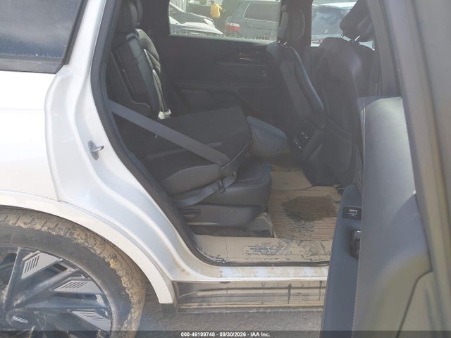 Продажа на аукционе авто 2024 Lincoln Nautilus Reserve, vin: 5LMPJ8K40RJ840838, номер лота: 46199748