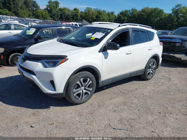 2018 Toyota Rav4 Le მანქანა იყიდება აუქციონზე, vin: JTMBFREV2JJ745747, აუქციონის ნომერი: 46199790