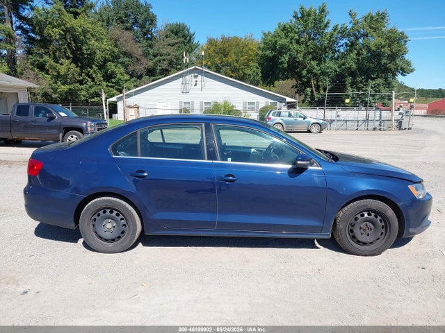 Продаж на аукціоні авто 2013 Volkswagen Jetta 2.5l Se, vin: 3VWDP7AJ2DM443909, номер лоту: 46199902