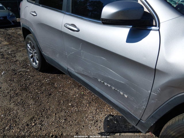 Продаж на аукціоні авто 2019 Jeep Cherokee Latitude Plus Fwd, vin: 1C4PJLLB7KD332037, номер лоту: 46200181