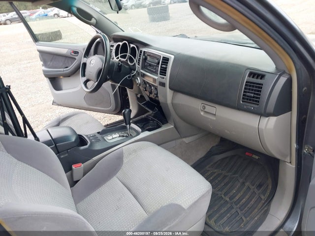 2004 Toyota 4runner Sr5 V6 მანქანა იყიდება აუქციონზე, vin: JTEBU14R240047284, აუქციონის ნომერი: 46200197