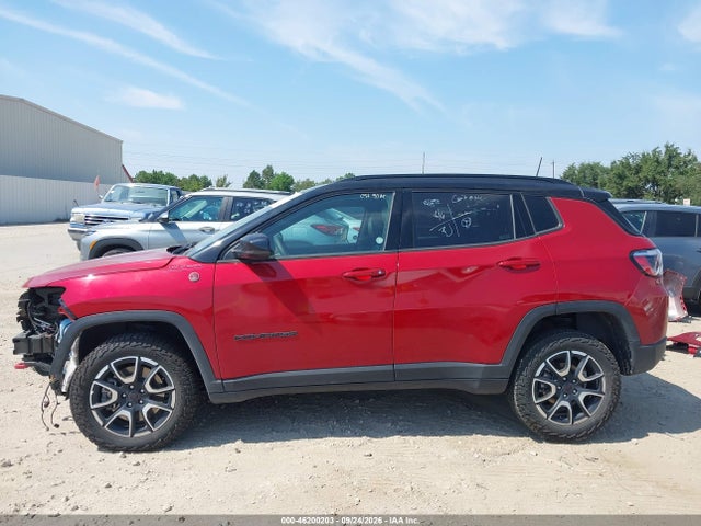 2025 Jeep Compass Trailhawk 4x4 მანქანა იყიდება აუქციონზე, vin: 3C4NJDDN6ST621989, აუქციონის ნომერი: 46200203