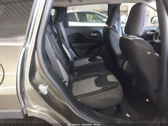 46200373 :رقم المزاد ، 1C4PJMCB2EW230045 vin ، 2014 Jeep Cherokee Latitude مزاد بيع