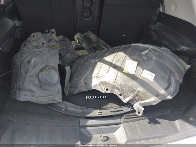 46200394 :رقم المزاد ، 5N1AT2MV2HC881089 vin ، 2017 Nissan Rogue Sv مزاد بيع