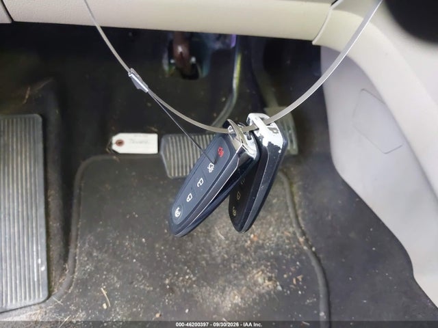 Продажа на аукционе авто 2017 Ford Escape Titanium, vin: 1FMCU9J90HUB26717, номер лота: 46200397