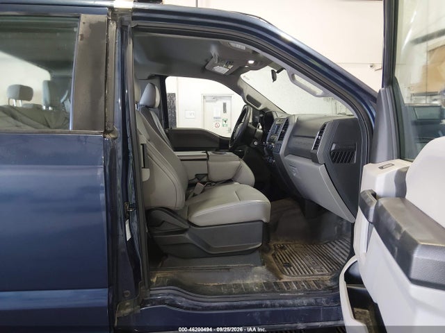 Продажа на аукционе авто 2019 Ford Super Duty F-350 Srw Xl, vin: 1FD8X3B6XKEC15906, номер лота: 46200494